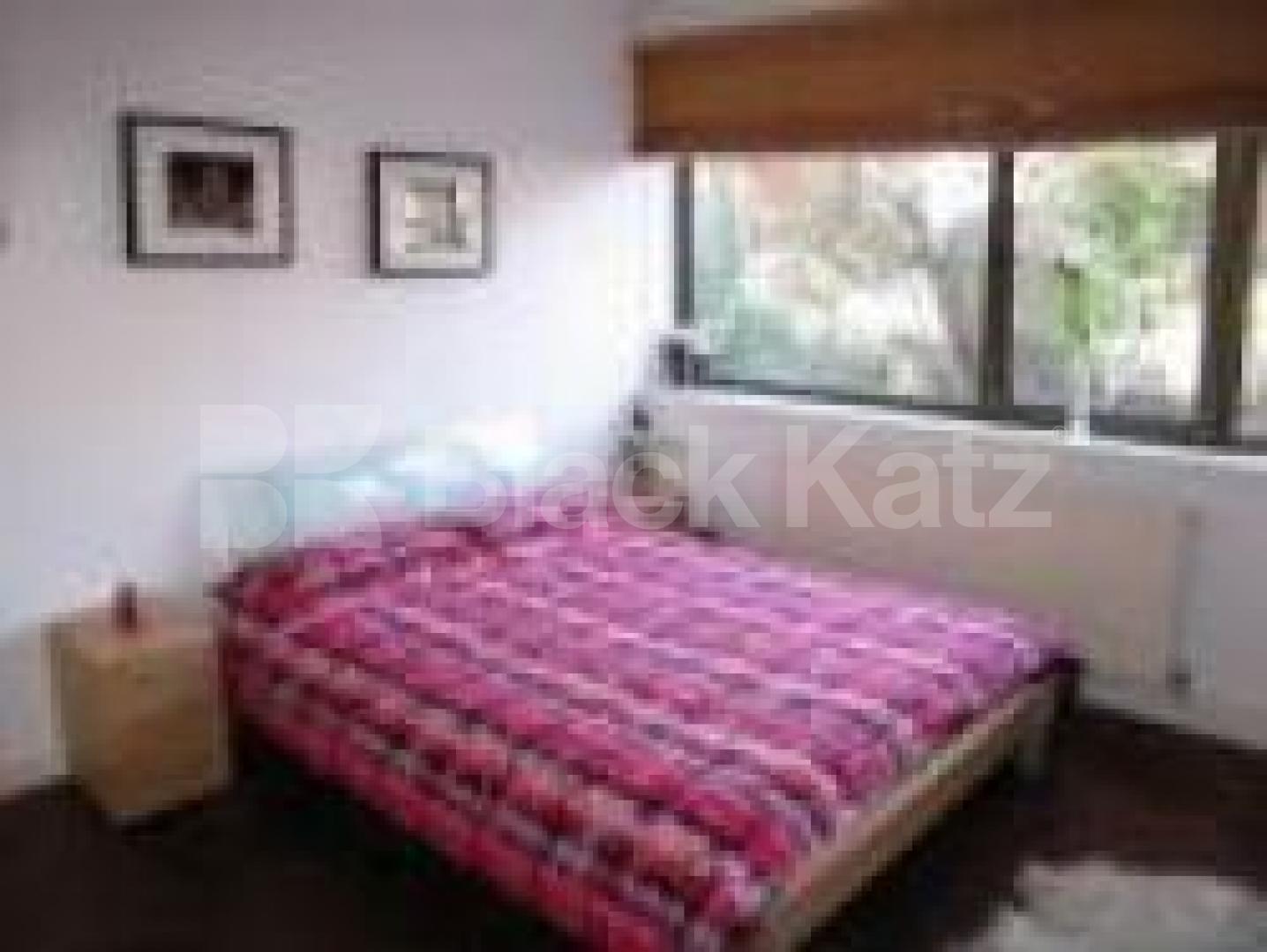 			2 Bedroom, 1 bath, 1 reception Ground Floor Flat			 Elsworthy Road, PRIMROSE HILL NW3